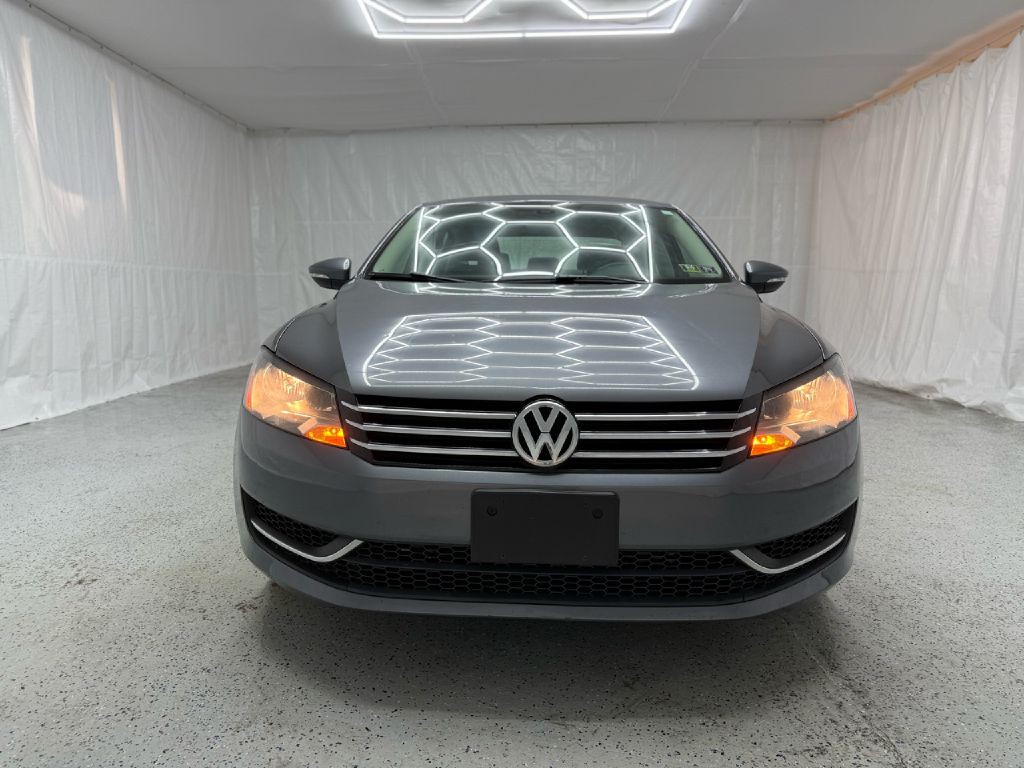 2012 Volkswagen Passat Image 8