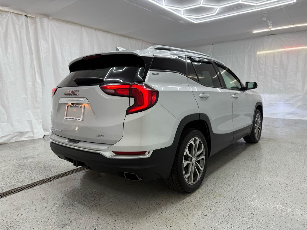 2018 GMC Terrain Image 3