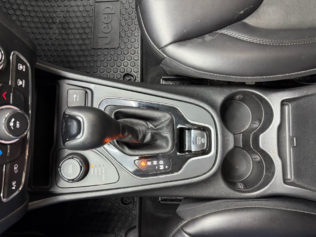 2020 Jeep Cherokee Image 21