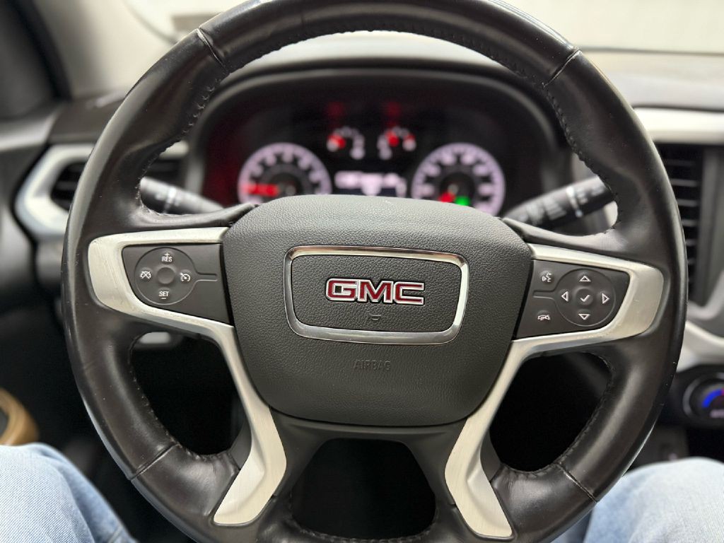 2018 GMC Acadia Image 14