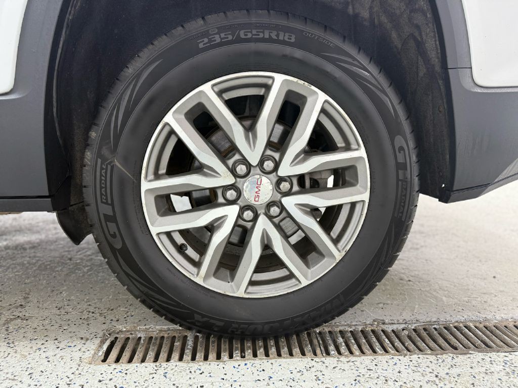 2018 GMC Acadia Image 33