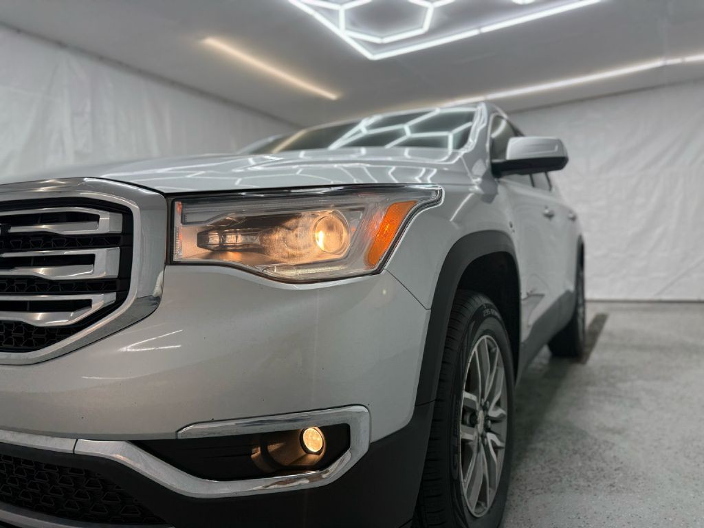 2018 GMC Acadia Image 38