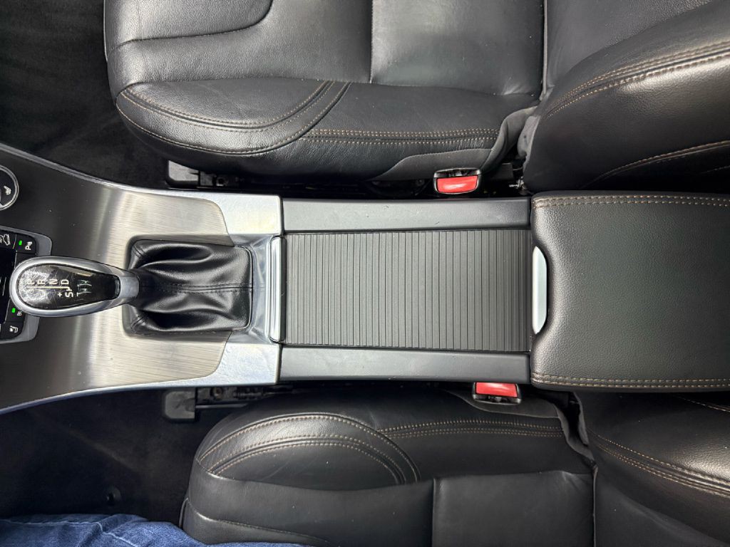 2016 Volvo V60 Image 19