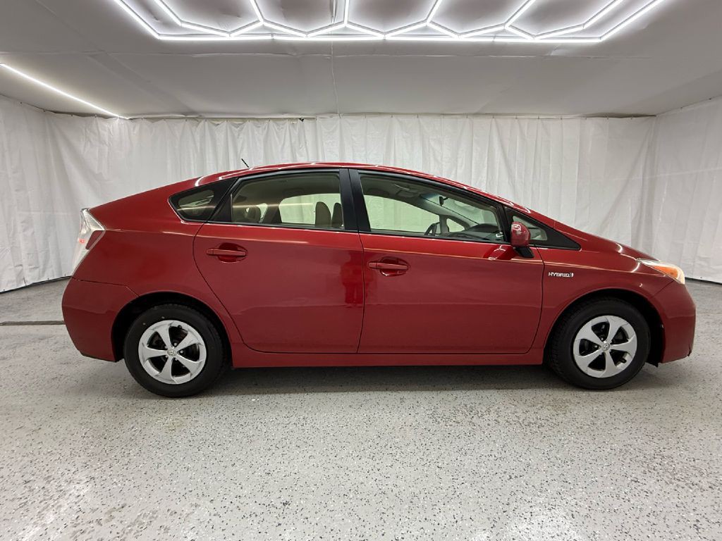 2013 Toyota Prius Image 4