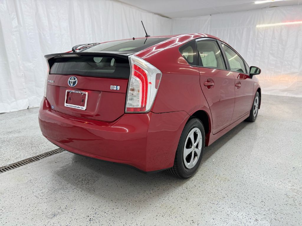 2013 Toyota Prius Image 5