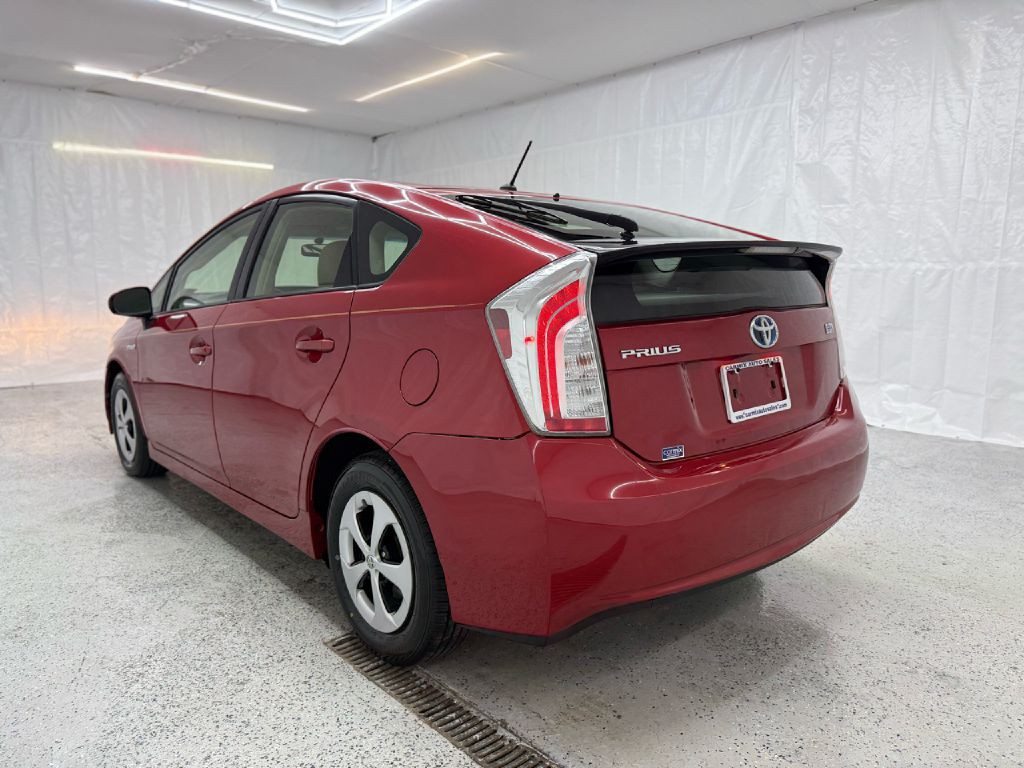2013 Toyota Prius Image 7