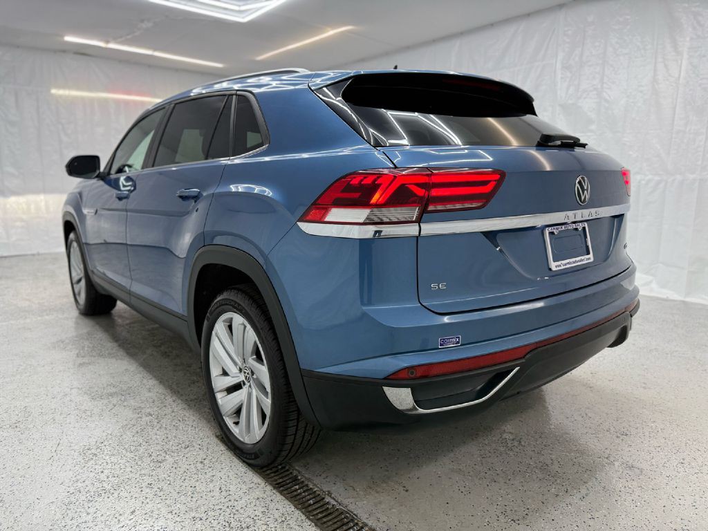 2020 Volkswagen Atlas Cross Sport Image 5