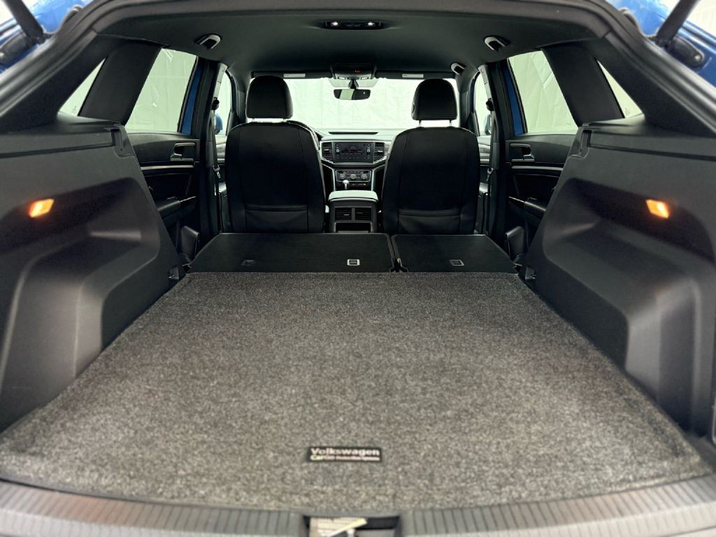 2020 Volkswagen Atlas Cross Sport Image 27