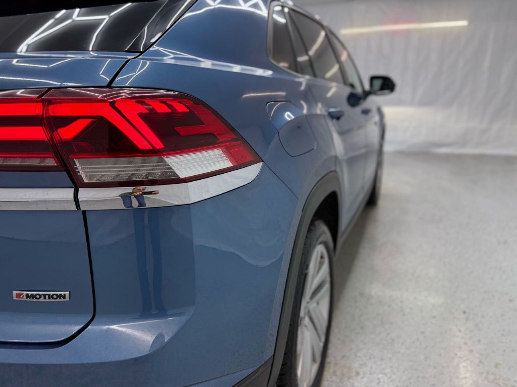 2020 Volkswagen Atlas Cross Sport Image 38