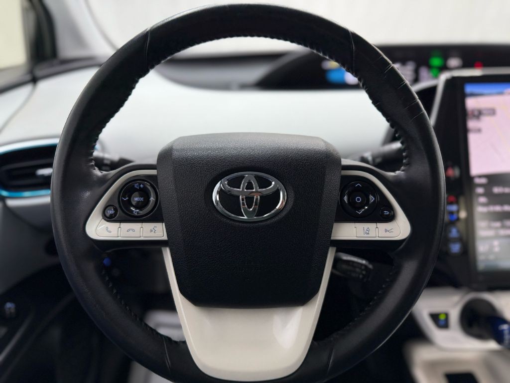 2017 Toyota Prius Image 12