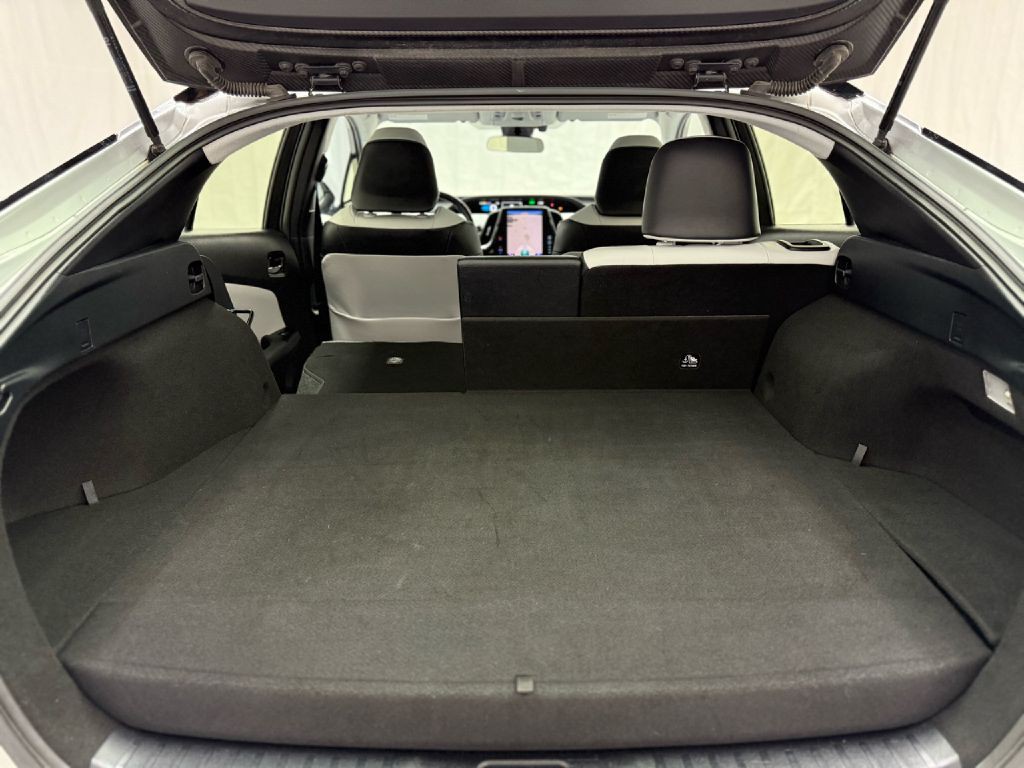 2017 Toyota Prius Image 26
