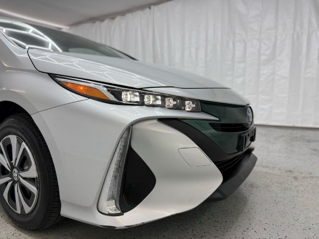 2017 Toyota Prius Image 31
