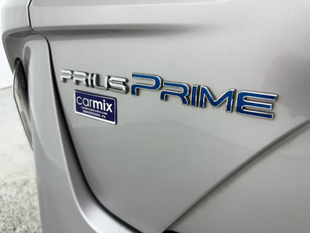 2017 Toyota Prius Image 33