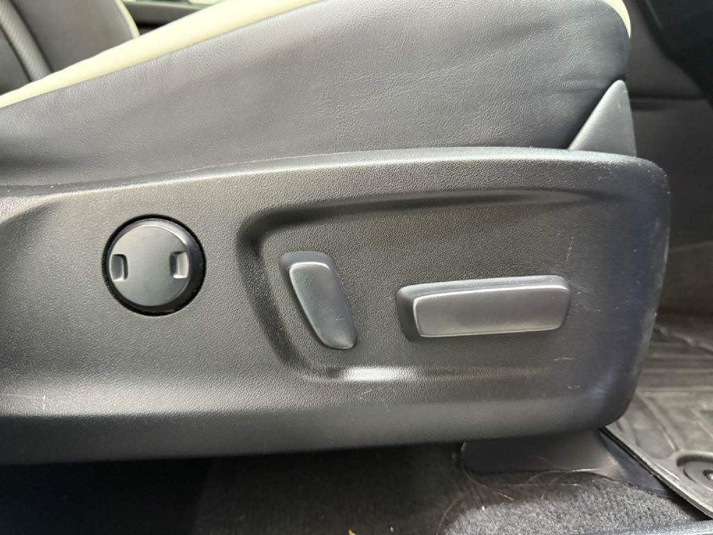 2021 Lexus RX Image 45