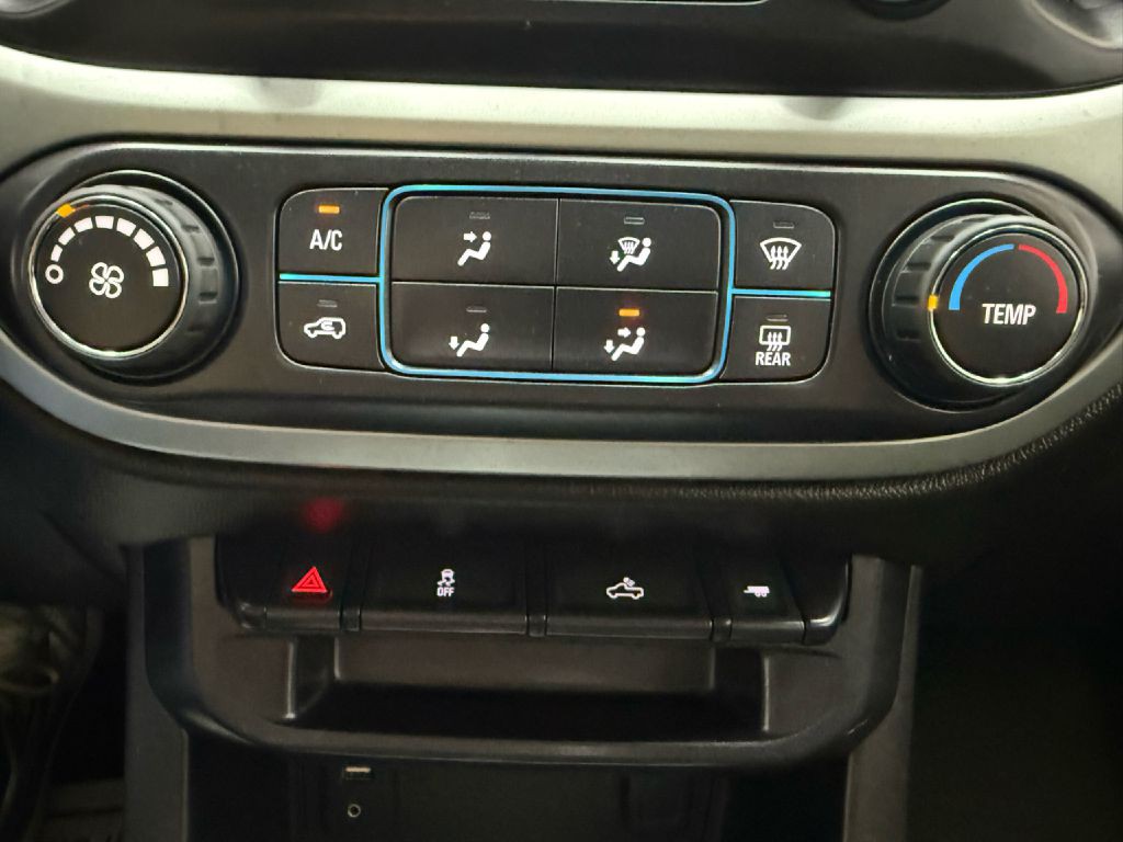 2015 Chevrolet Colorado Image 18