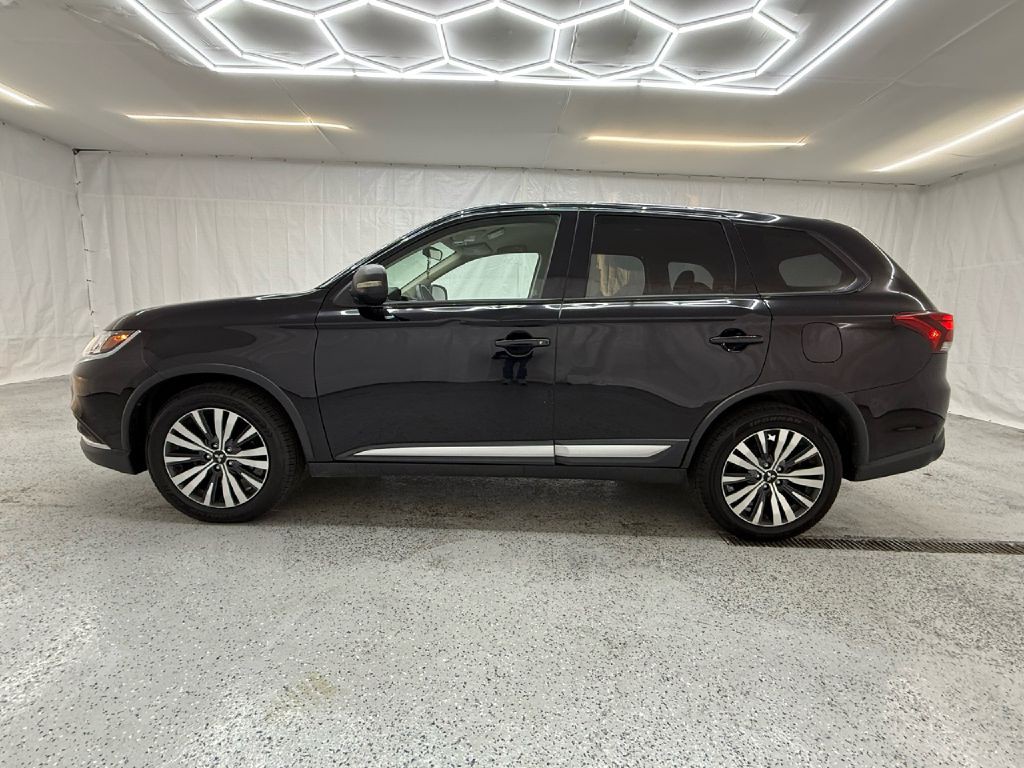 2019 Mitsubishi Outlander Image 6