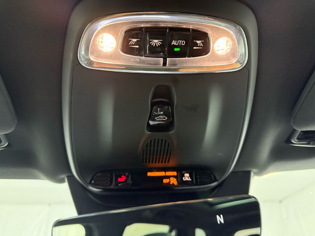 2016 Volvo XC90 Image 23