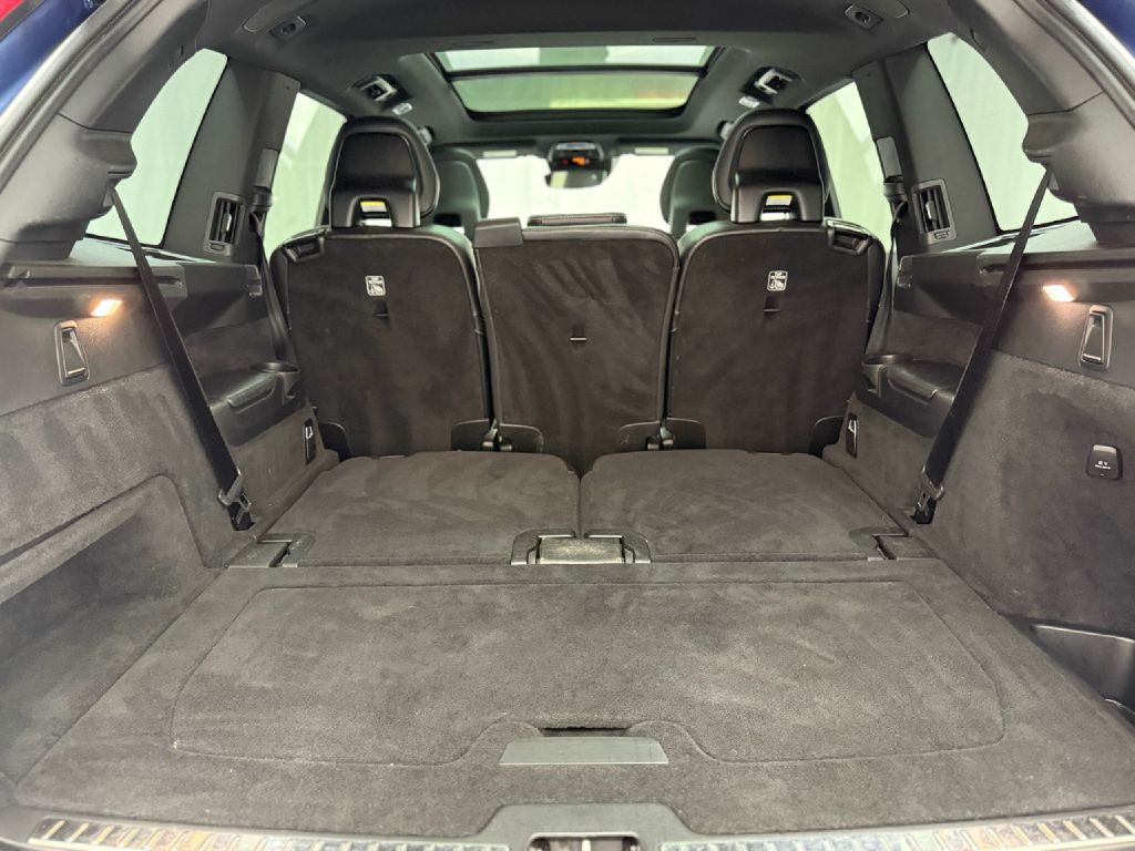 2016 Volvo XC90 Image 28