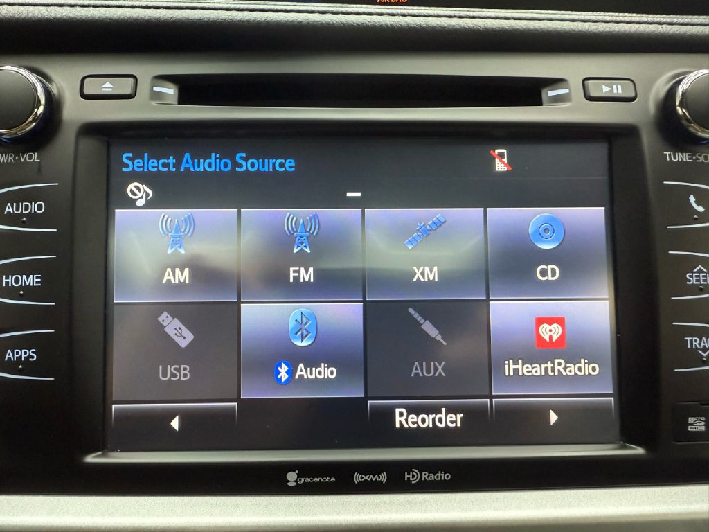 2017 Toyota Highlander Image 18