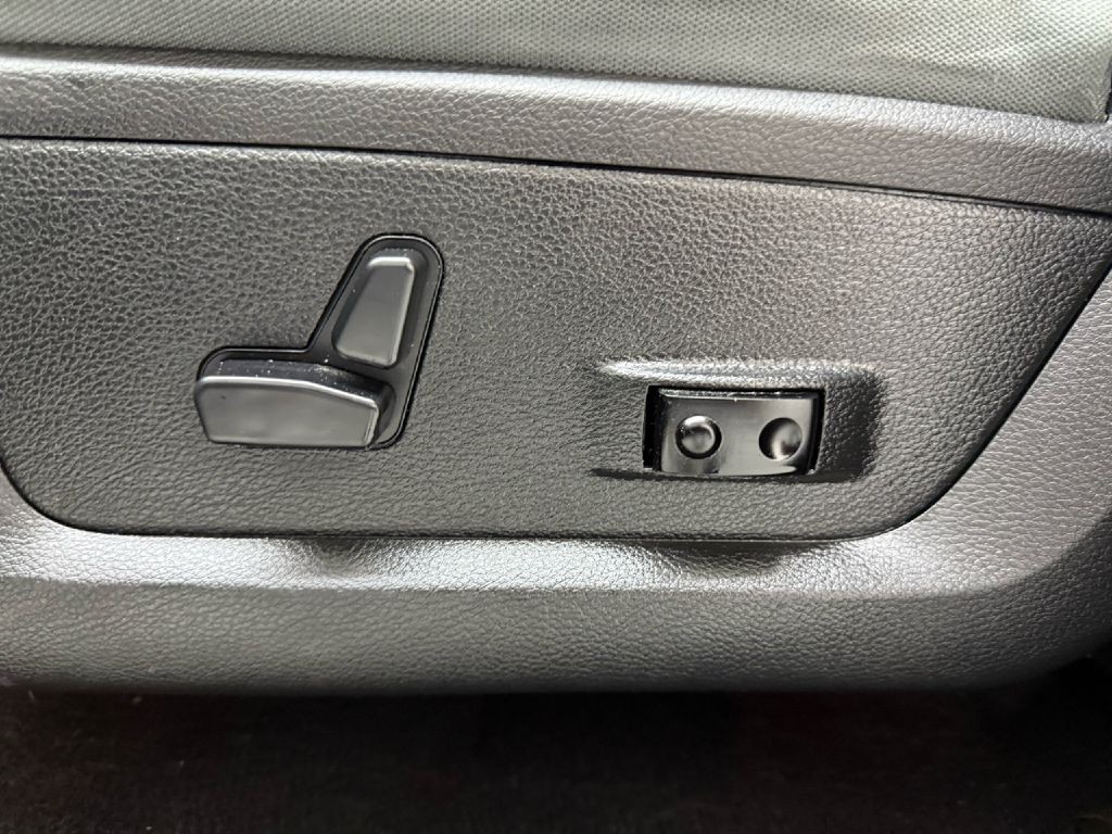 2015 RAM 1500 Image 10