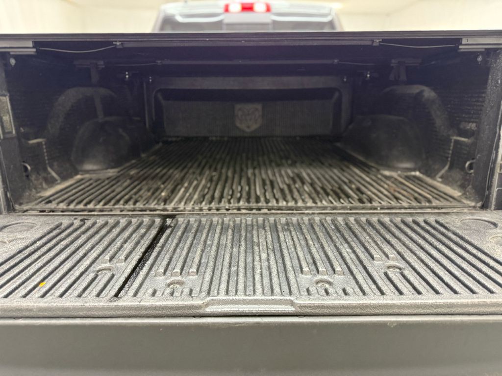 2015 RAM 1500 Image 25