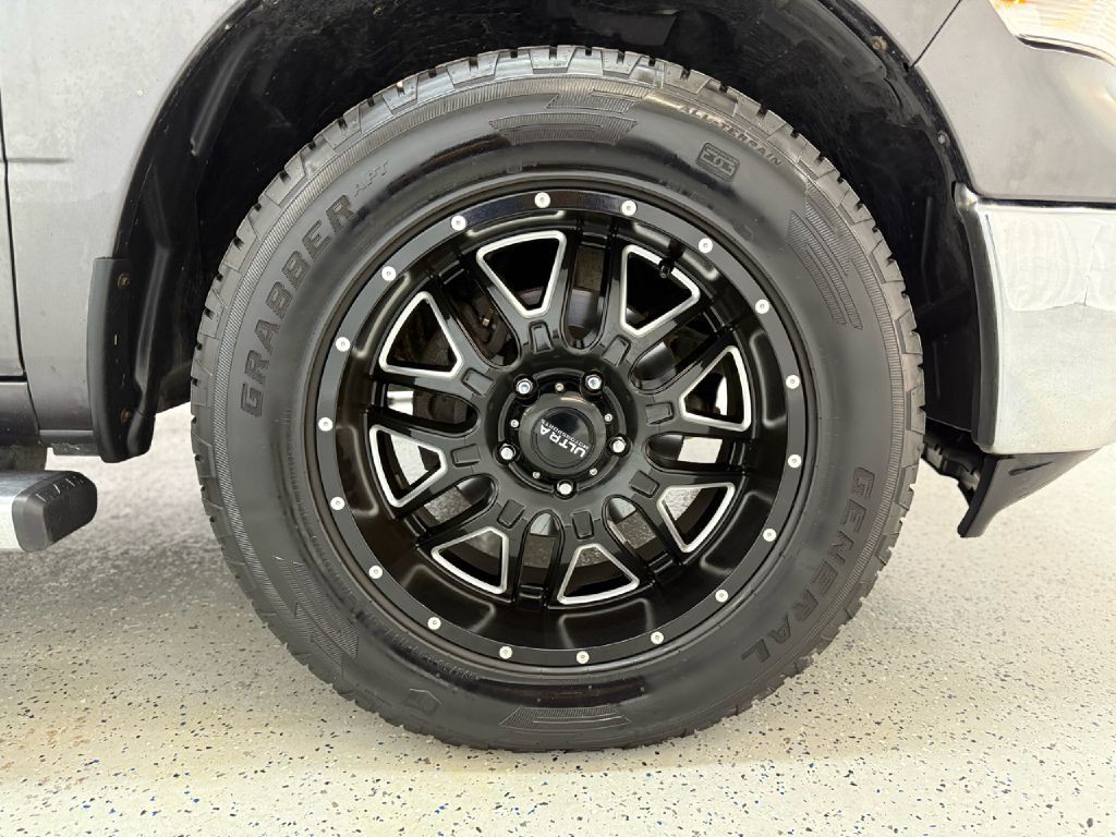 2015 RAM 1500 Image 30