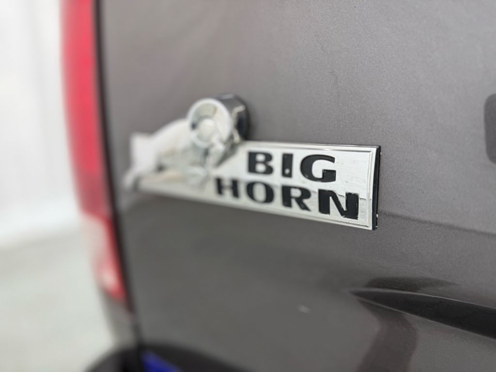 2015 RAM 1500 Image 36