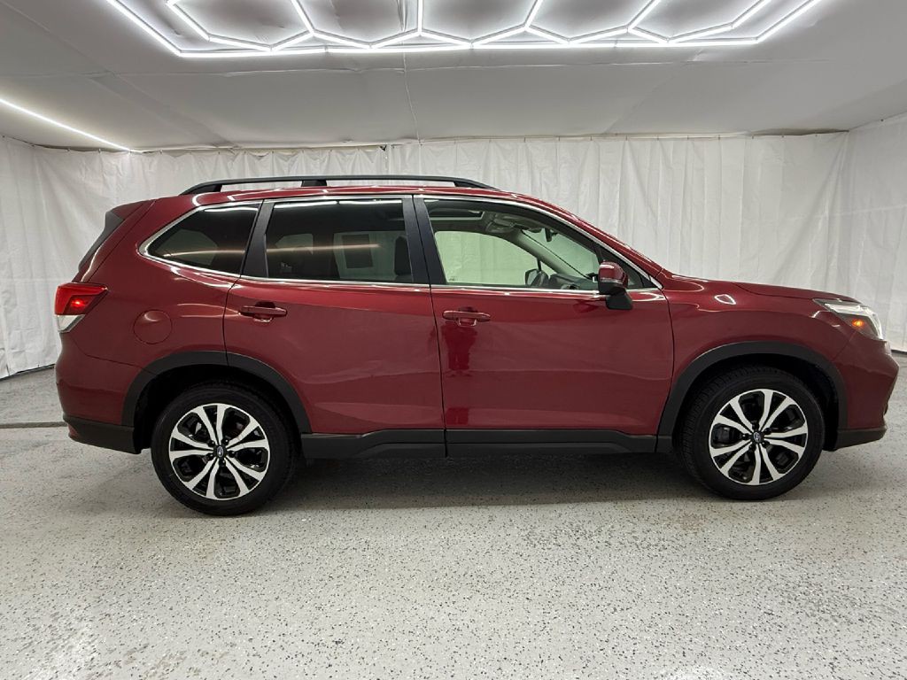 2020 Subaru Forester Image 2