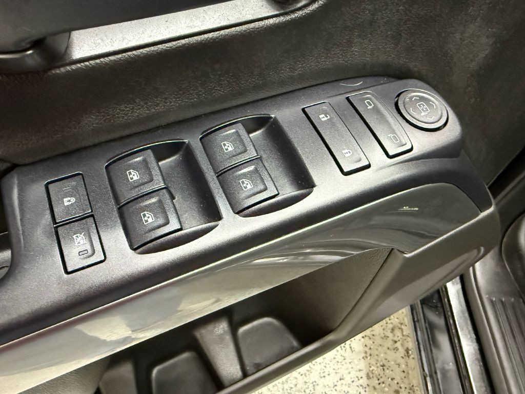 2016 Chevrolet Silverado 1500 Image 12