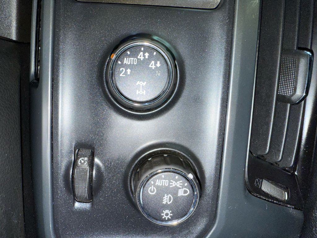 2016 Chevrolet Silverado 1500 Image 21