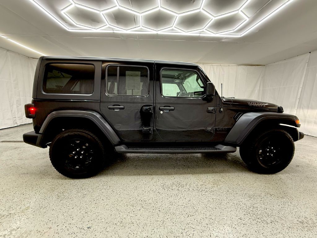 2020 Jeep Wrangler Unlimited Image 2