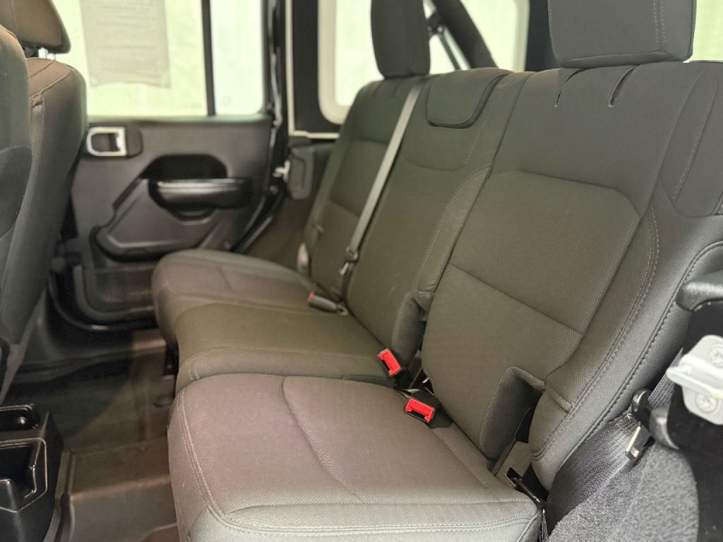 2020 Jeep Wrangler Unlimited Image 20