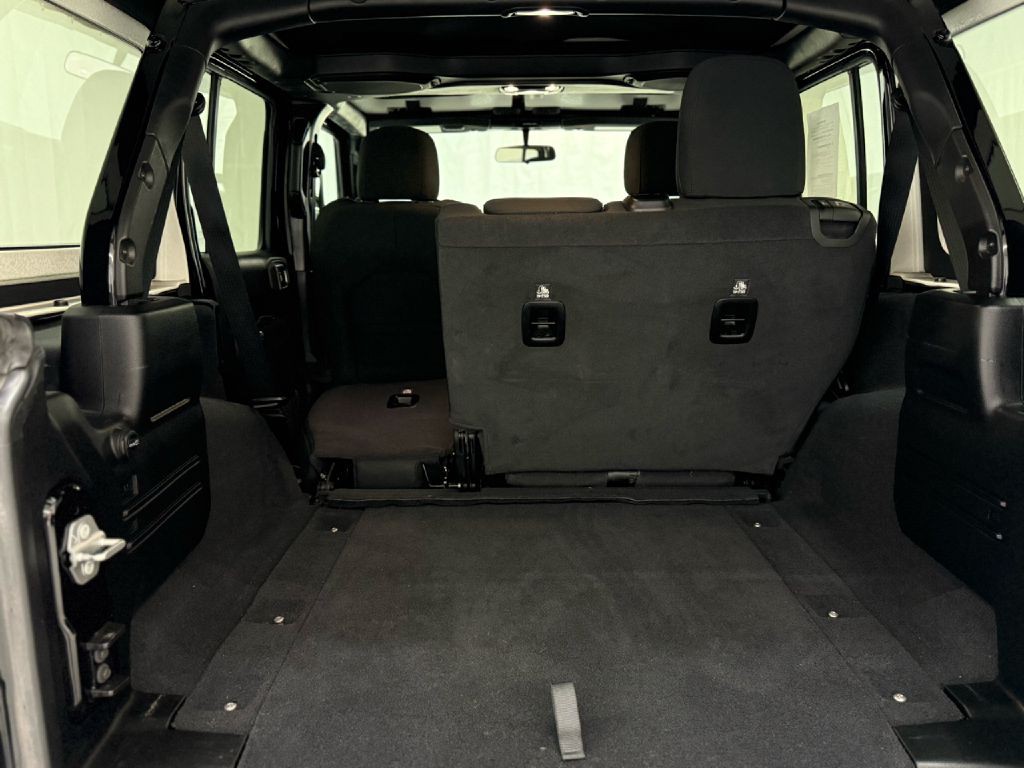 2020 Jeep Wrangler Unlimited Image 24
