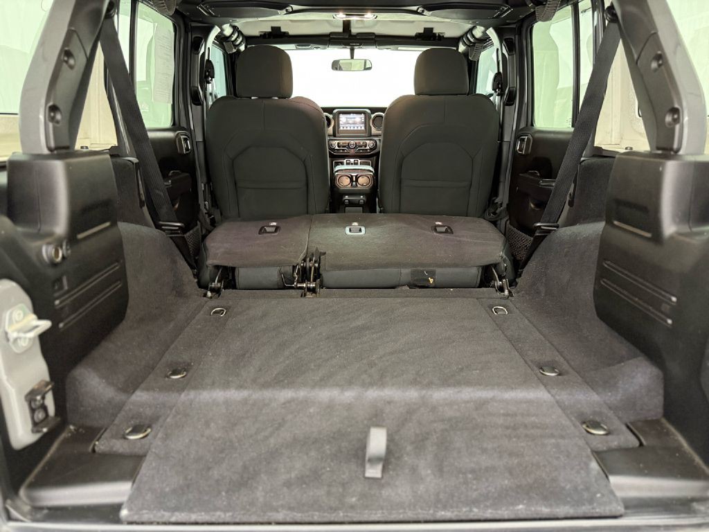 2021 Jeep Wrangler Unlimited Image 26
