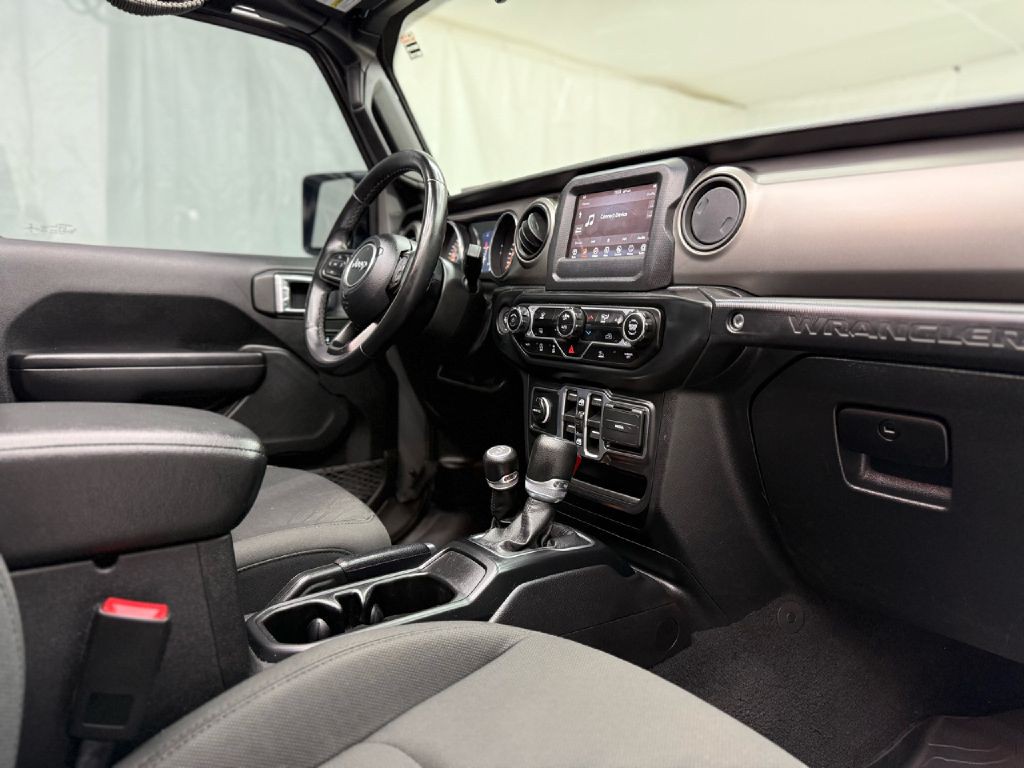 2021 Jeep Wrangler Unlimited Image 43