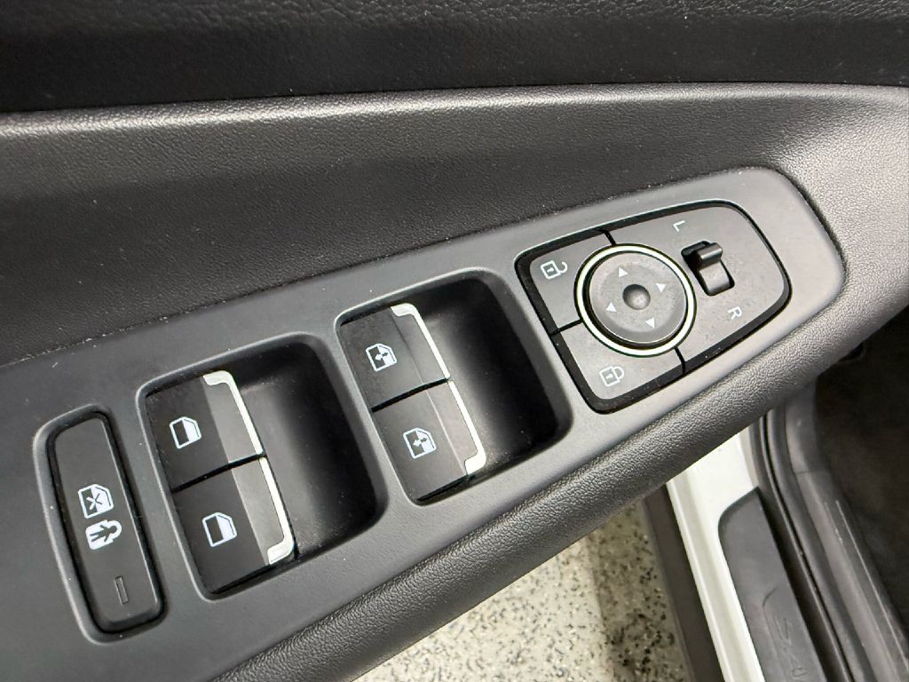 2022 Hyundai Santa Fe Image 11