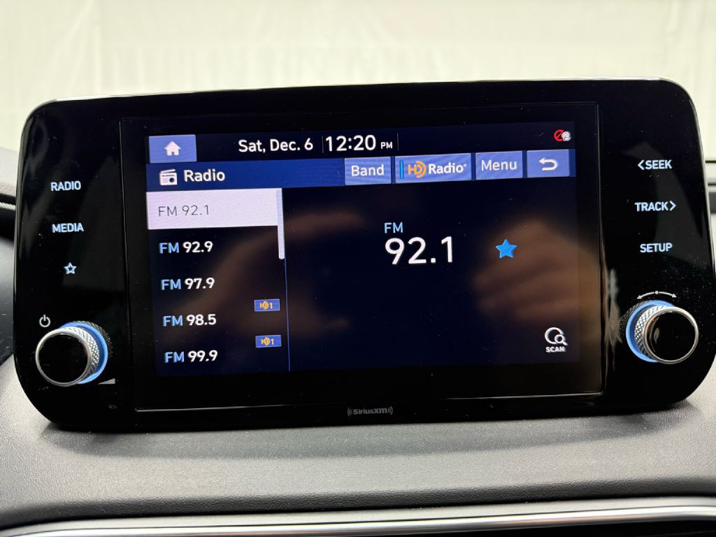 2022 Hyundai Santa Fe Image 16