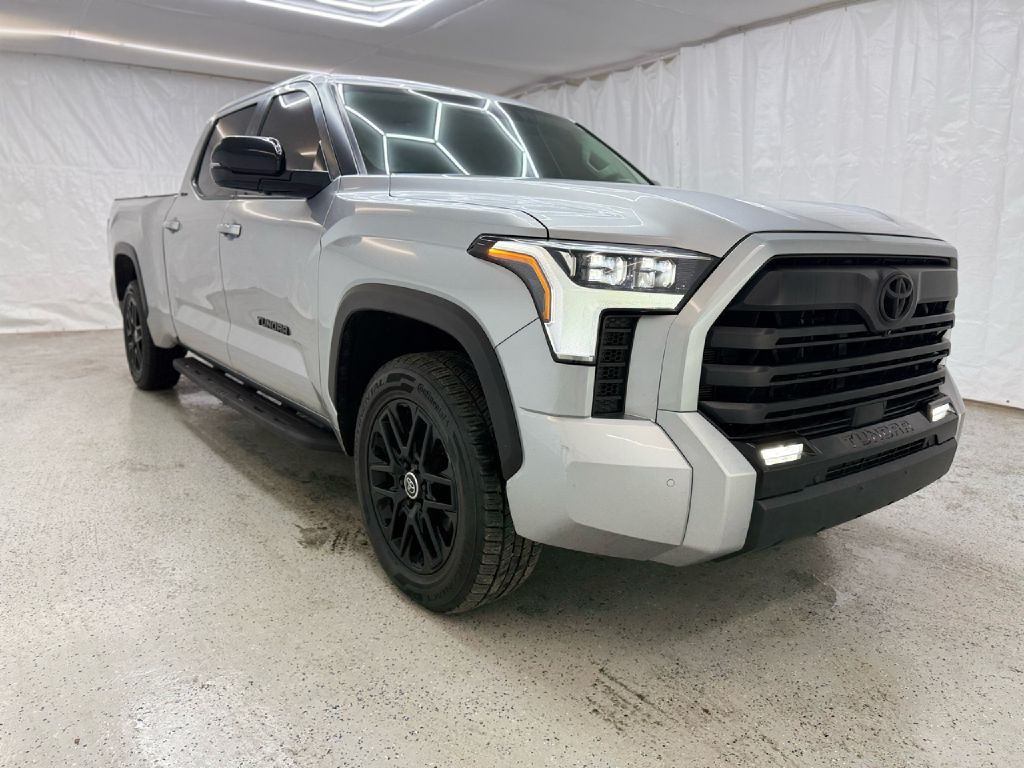 2024 Toyota Tundra Image 1