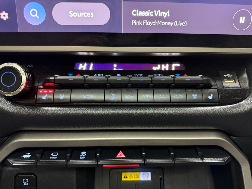 2024 Toyota Tundra Image 21