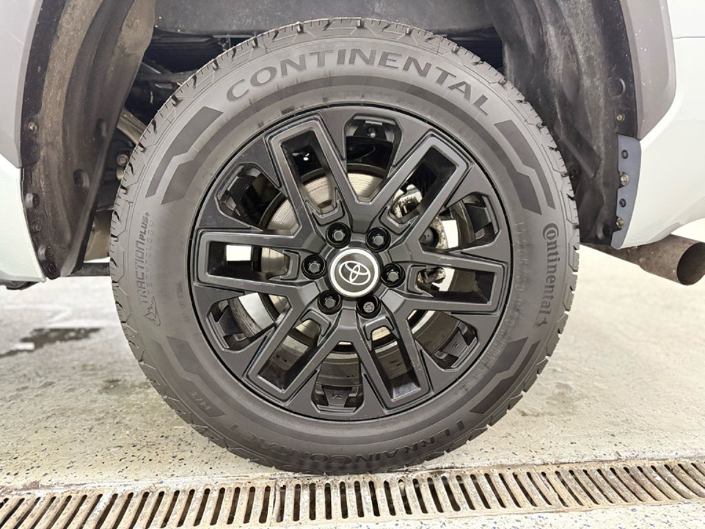 2024 Toyota Tundra Image 35