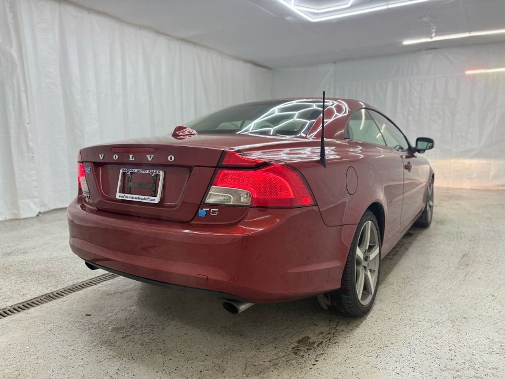 2012 Volvo C70 Image 3