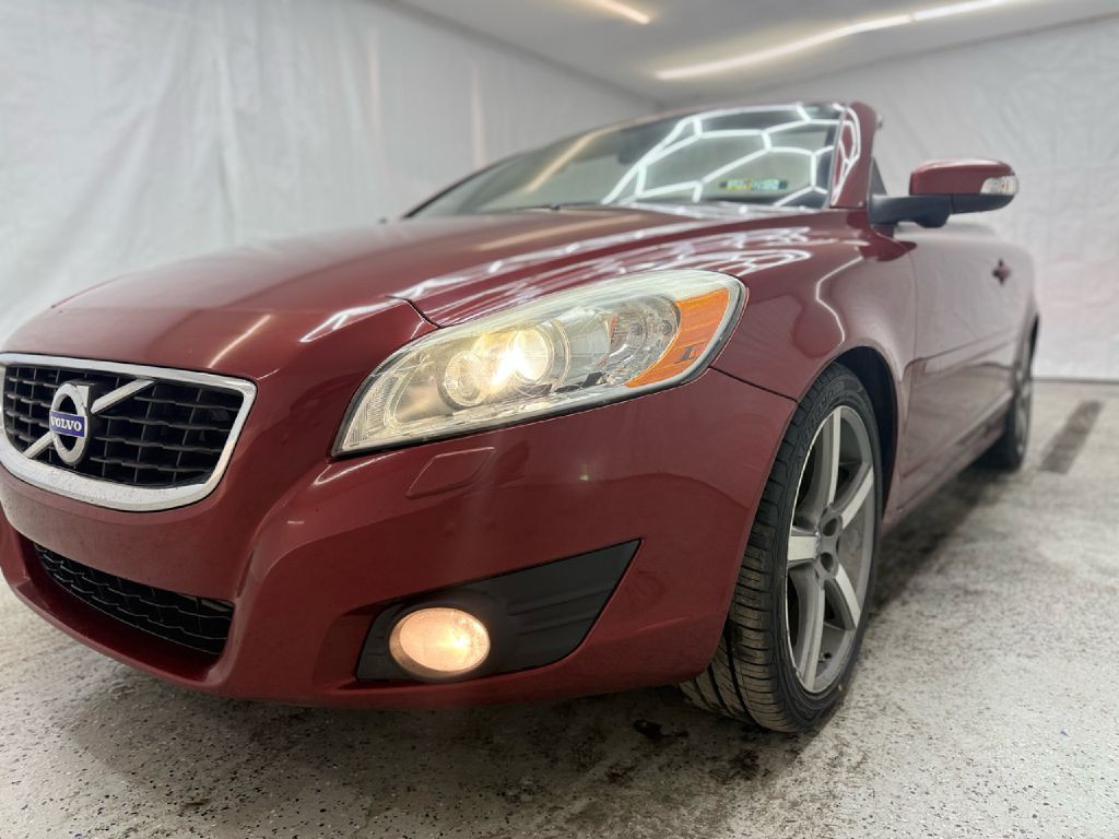 2012 Volvo C70 Image 32