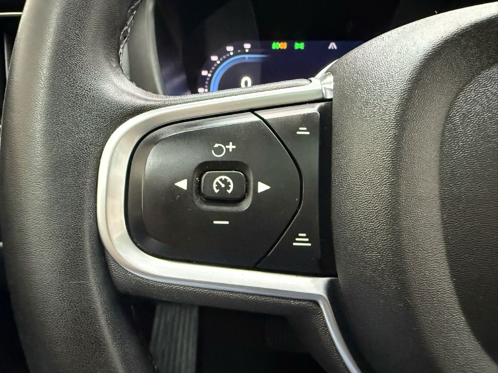 2023 Volvo XC60 Image 15