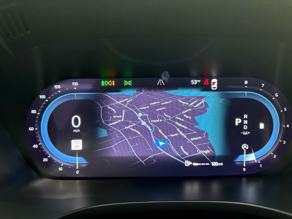 2023 Volvo XC60 Image 17