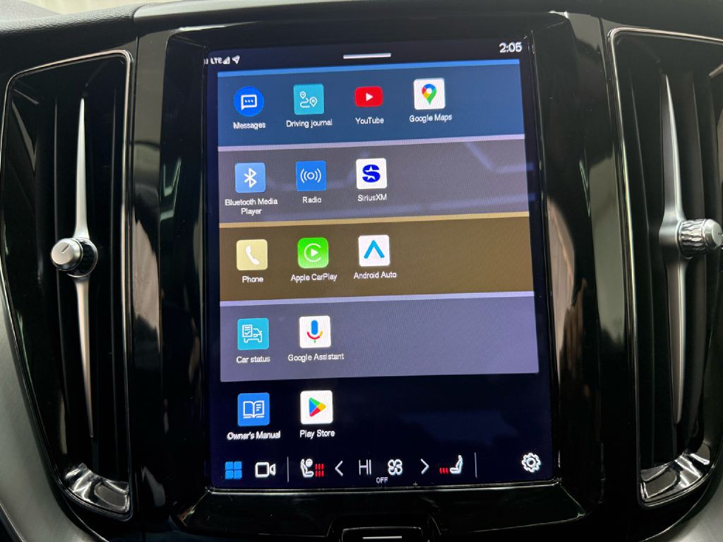 2023 Volvo XC60 Image 18