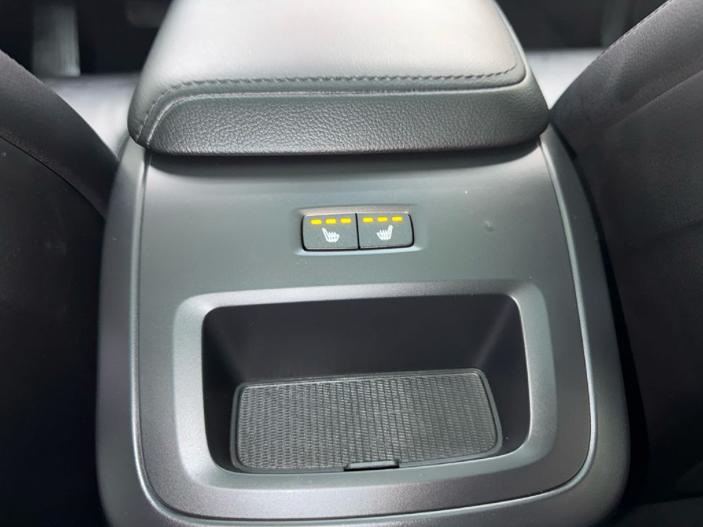 2023 Volvo XC60 Image 24