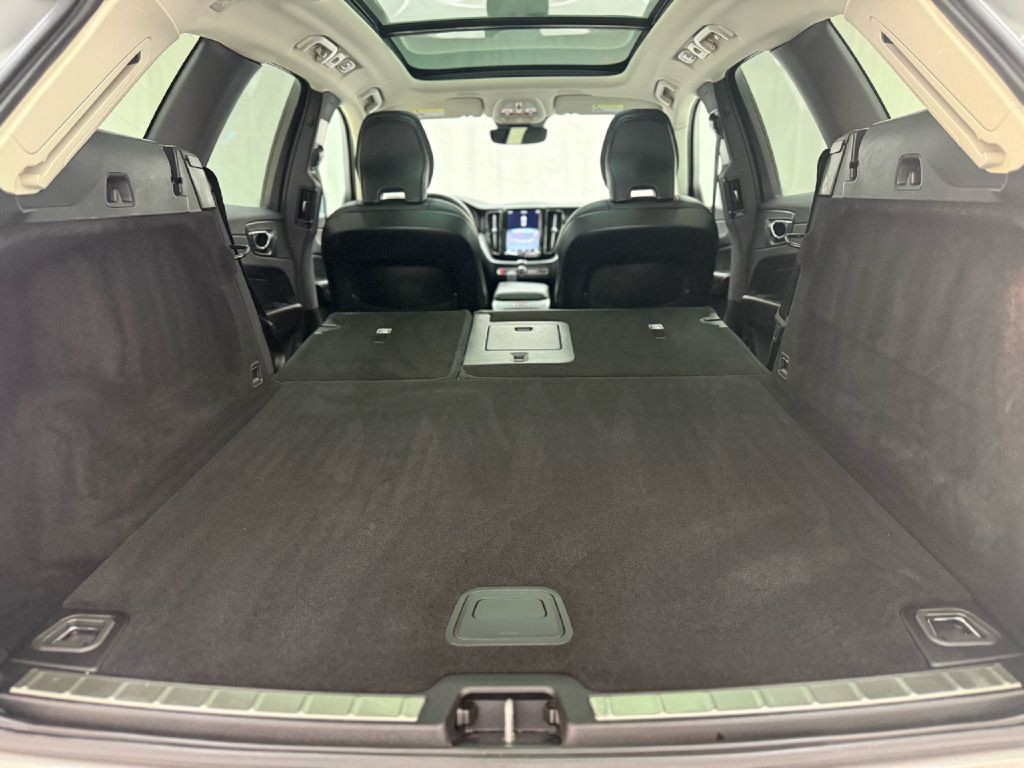 2023 Volvo XC60 Image 28