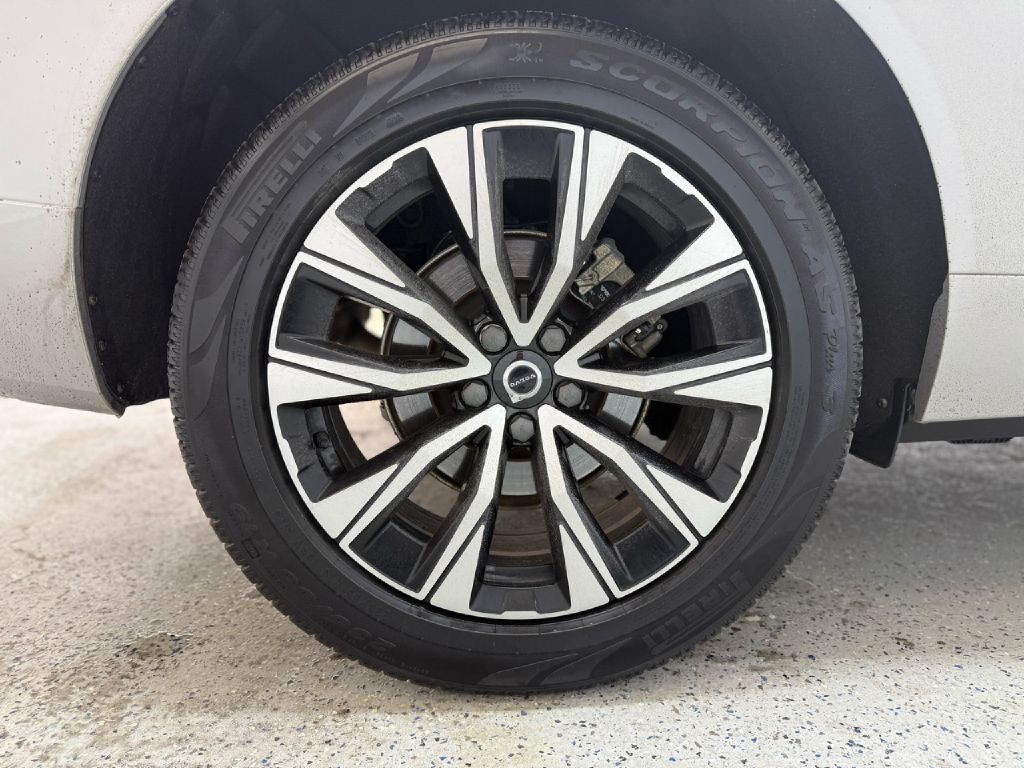 2023 Volvo XC60 Image 33
