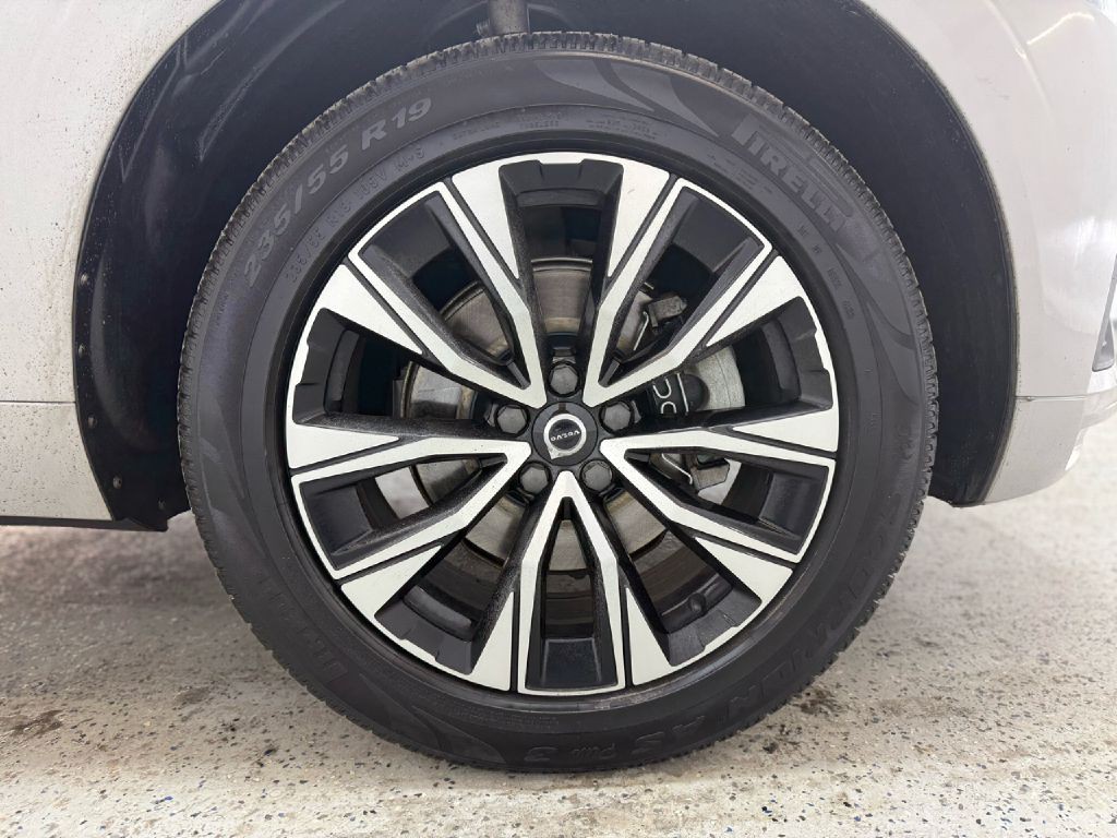 2023 Volvo XC60 Image 34
