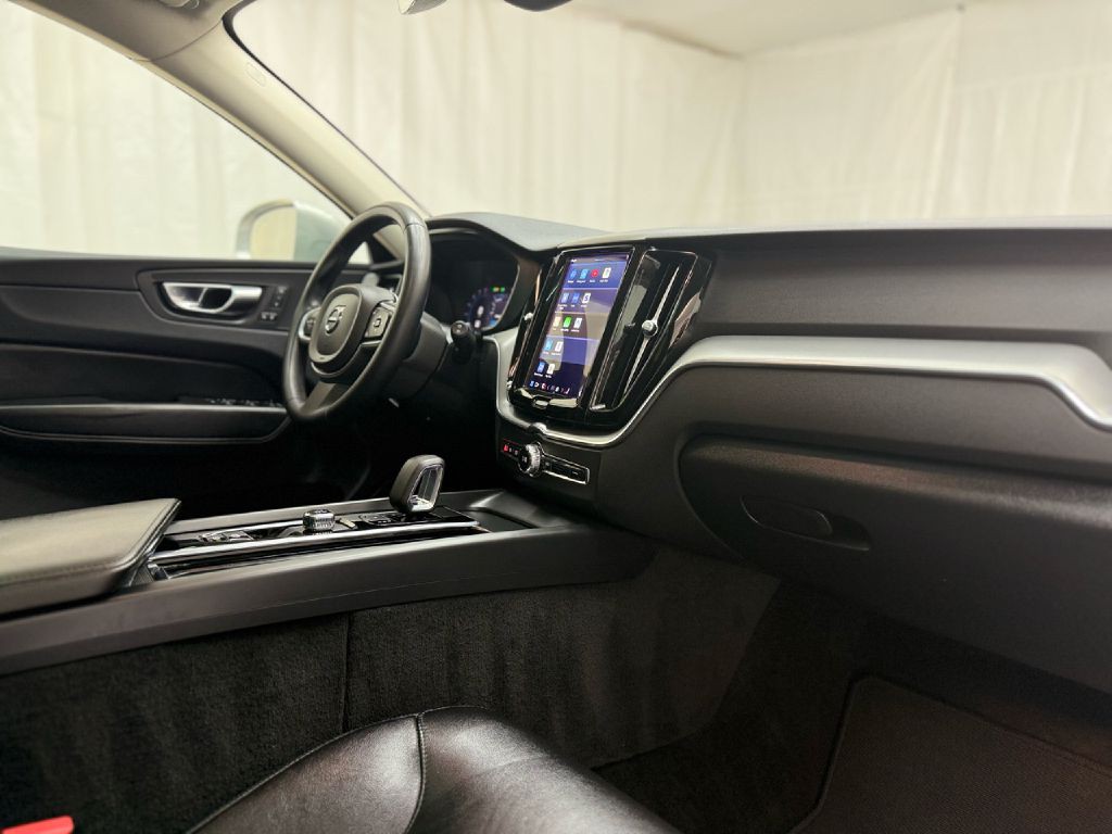2023 Volvo XC60 Image 41